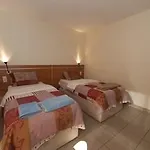 Le Prince, Gare Hotel