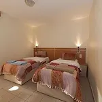 Le Prince, Gare Hotel 3*