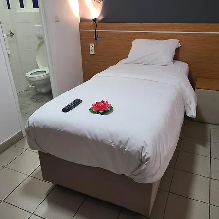 Hotell Victoire, Gare Poitiers