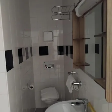 Victoire, Gare 3* Poitiers