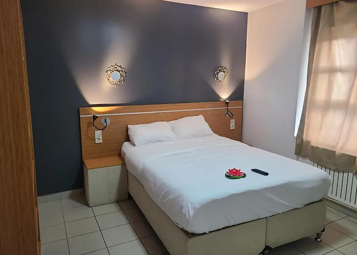 Hotel Hotel Le Prince, Poitiers Gare