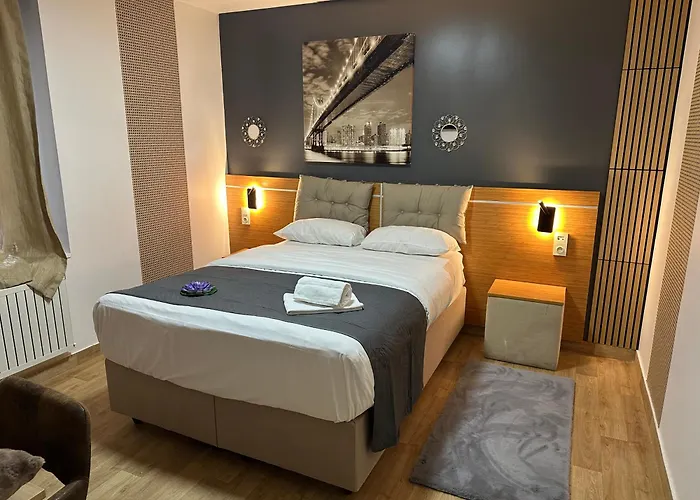 Le Prince, Gare Hotel