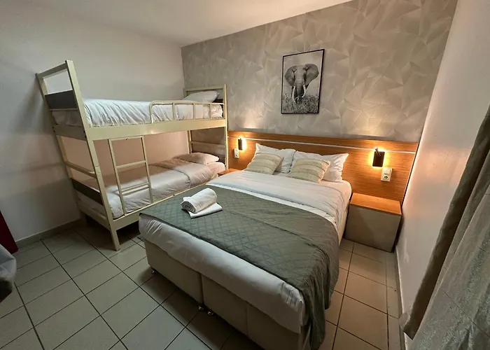 Le Prince, Gare Hotel